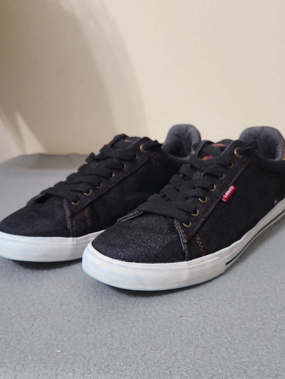 Levi's Men's Blue Denim Low-Top‎ Canvas Sneakers - Size 10